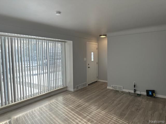 29444 Rosslyn Avenue, Garden City, MI 48135