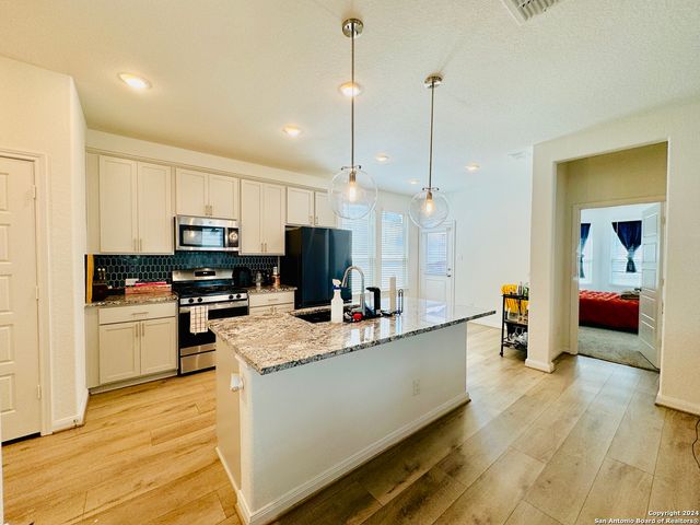 9310 McCoy Pass, Converse, TX 78109