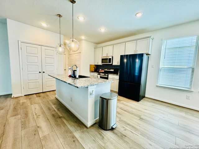 9310 McCoy Pass, Converse, TX 78109