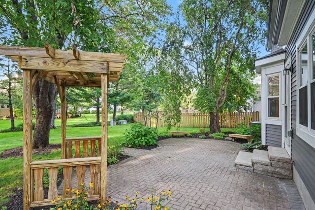 744 Summertree Lane, Westerville, OH 43081