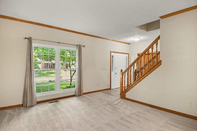 744 Summertree Lane, Westerville, OH 43081