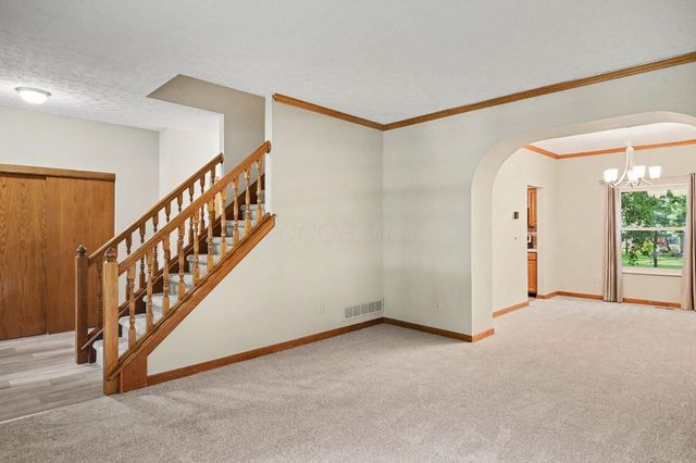 744 Summertree Lane, Westerville, OH 43081