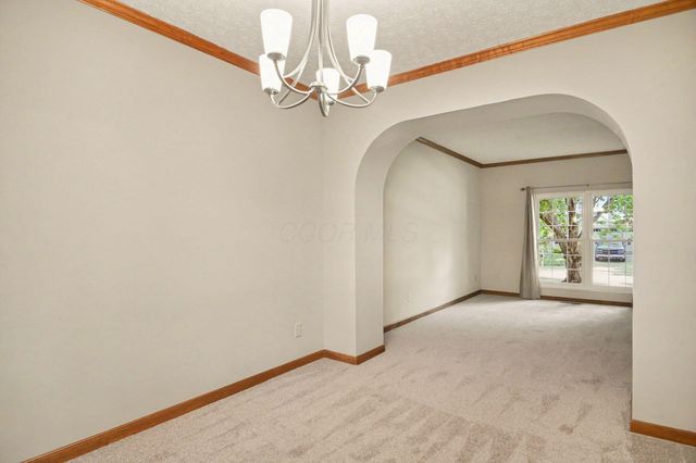 744 Summertree Lane, Westerville, OH 43081