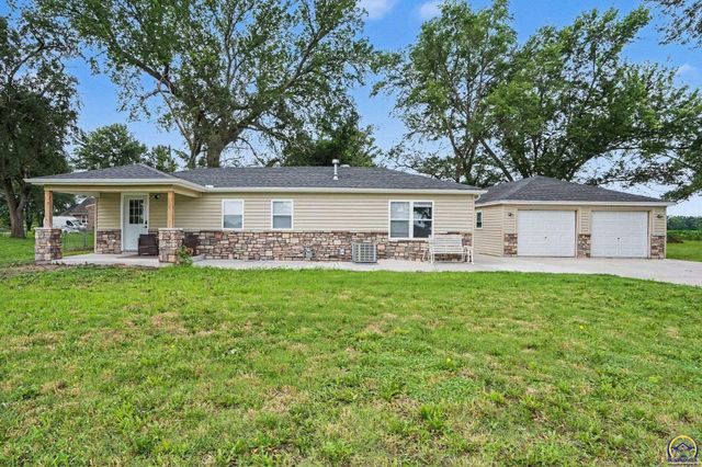 3733 NE Seward AVE, Topeka, KS 66616