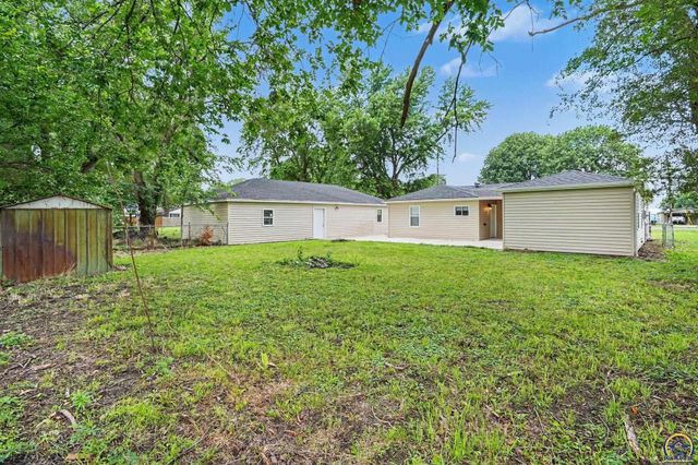 3733 NE Seward AVE, Topeka, KS 66616