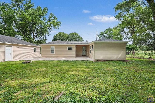 3733 NE Seward AVE, Topeka, KS 66616