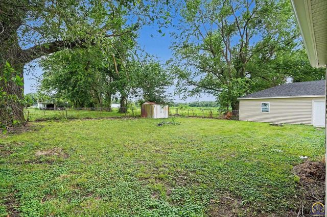 3733 NE Seward AVE, Topeka, KS 66616