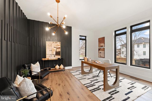 6539 FAIRLAWN DR, Mclean, VA 22101