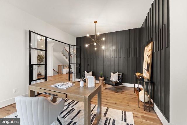 6539 FAIRLAWN DR, Mclean, VA 22101