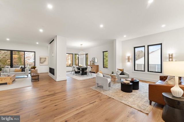 6539 FAIRLAWN DR, Mclean, VA 22101