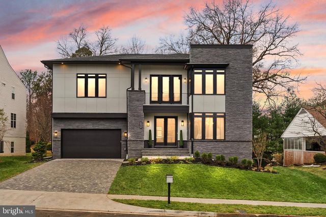 6539 FAIRLAWN DR, Mclean, VA 22101