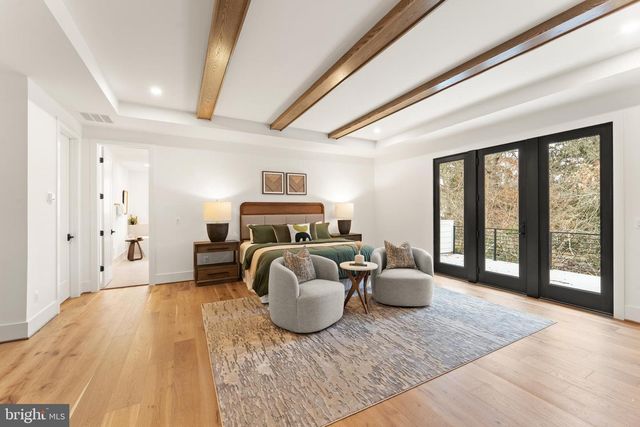 6539 FAIRLAWN DR, Mclean, VA 22101