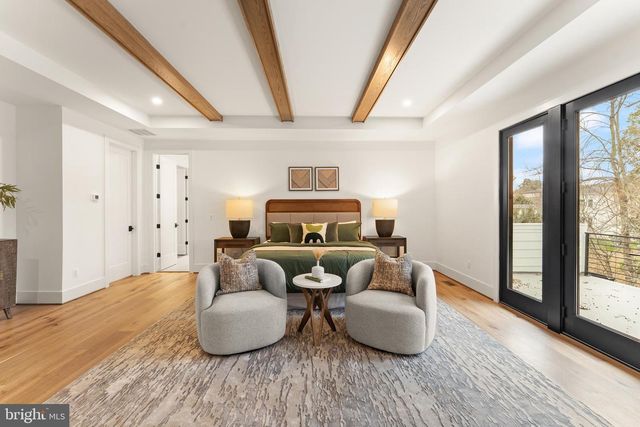 6539 FAIRLAWN DR, Mclean, VA 22101