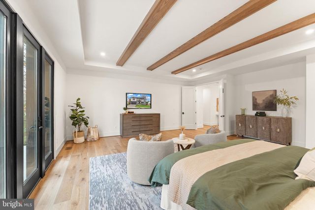 6539 FAIRLAWN DR, Mclean, VA 22101