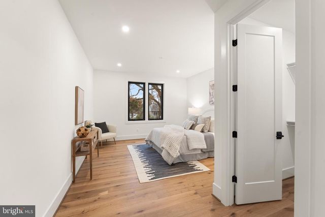 6539 FAIRLAWN DR, Mclean, VA 22101