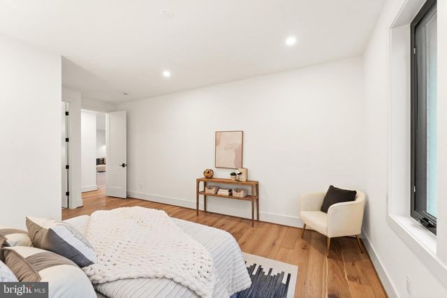 6539 FAIRLAWN DR, Mclean, VA 22101