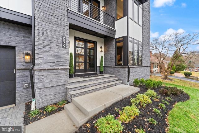 6539 FAIRLAWN DR, Mclean, VA 22101