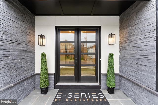 6539 FAIRLAWN DR, Mclean, VA 22101