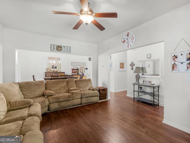 549 Tulip Lane, Mcdonough, GA 30252