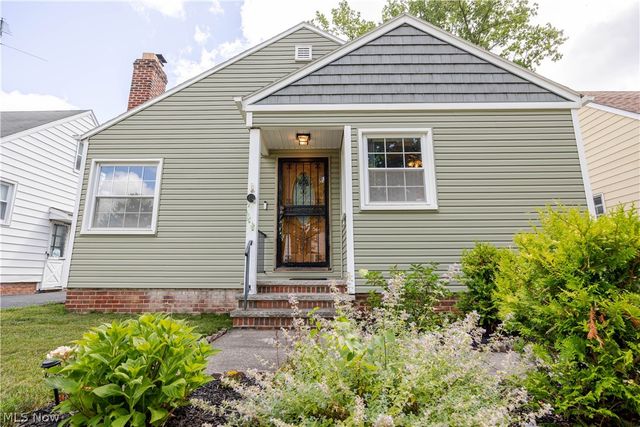 1075 Piermont Road, South Euclid, OH 44121