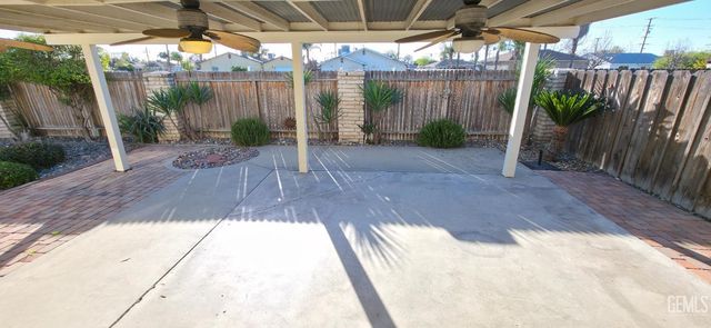 701 Madison Street, Delano, CA 93215