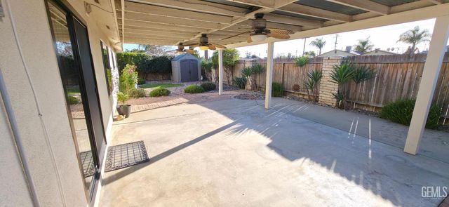 701 Madison Street, Delano, CA 93215