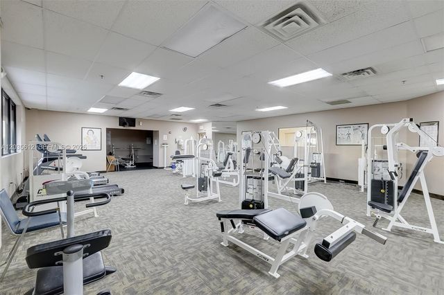 700 S Hollybrook Dr 207, Pembroke Pines, FL 33025
