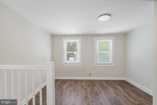 310 YORK, Burlington, NJ 08016