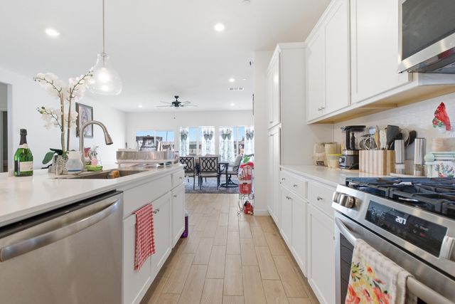 1773 N Sophia Street, Hanford, CA 93230