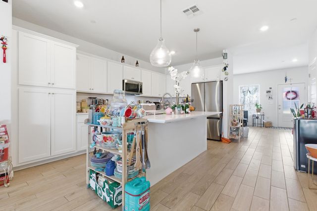 1773 N Sophia Street, Hanford, CA 93230