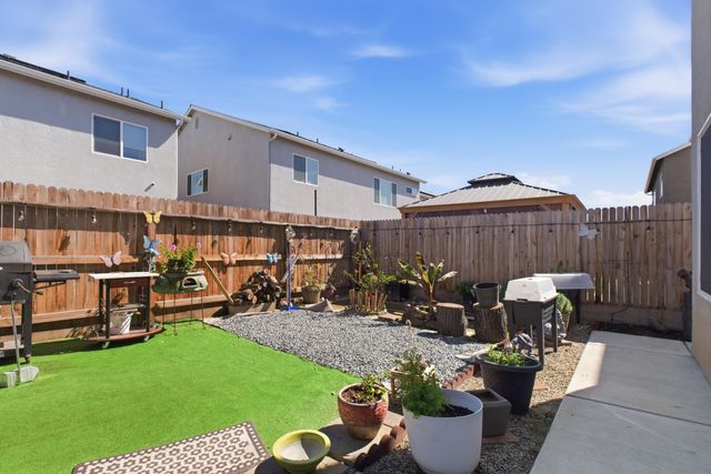 1773 N Sophia Street, Hanford, CA 93230