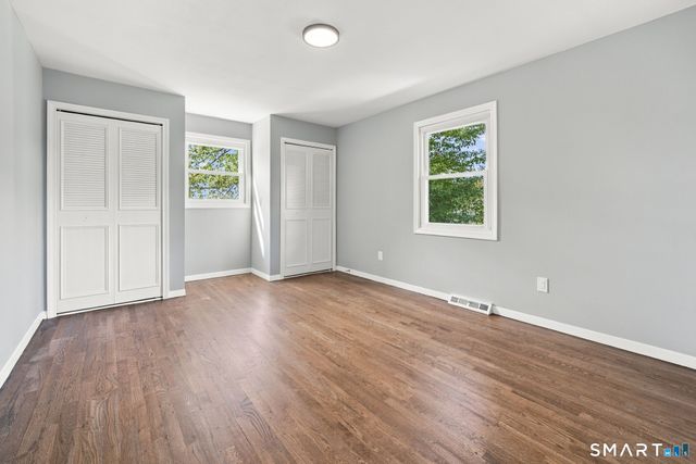 180 Country Hill Drive, West Haven, CT 06516