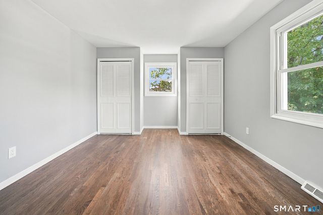 180 Country Hill Drive, West Haven, CT 06516