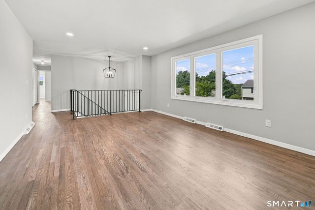 180 Country Hill Drive, West Haven, CT 06516