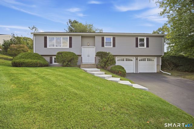 180 Country Hill Drive, West Haven, CT 06516