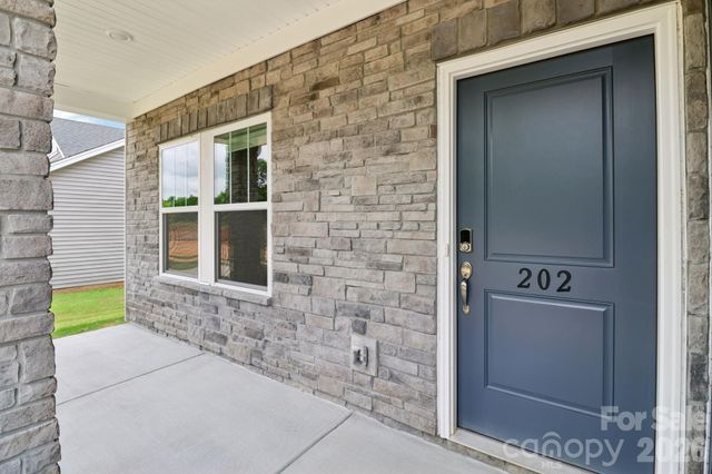 104 Frontiersman Drive, Mocksville, NC 27028