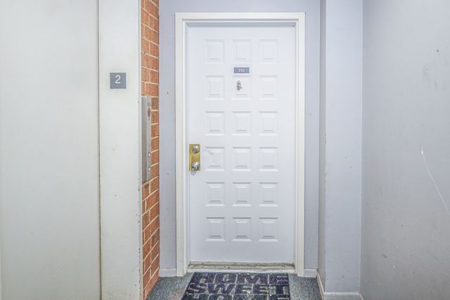 6020 Lake Bluff Drive 201, Tinley Park, IL 60477