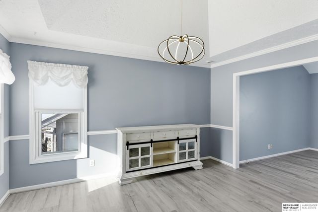 16123 Parker Street, Omaha, NE 68118