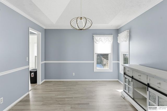 16123 Parker Street, Omaha, NE 68118