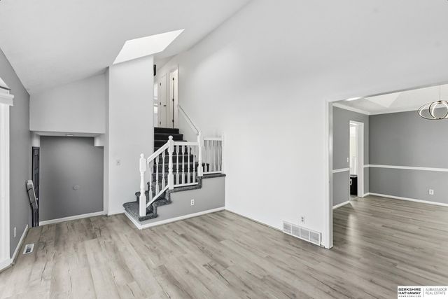 16123 Parker Street, Omaha, NE 68118