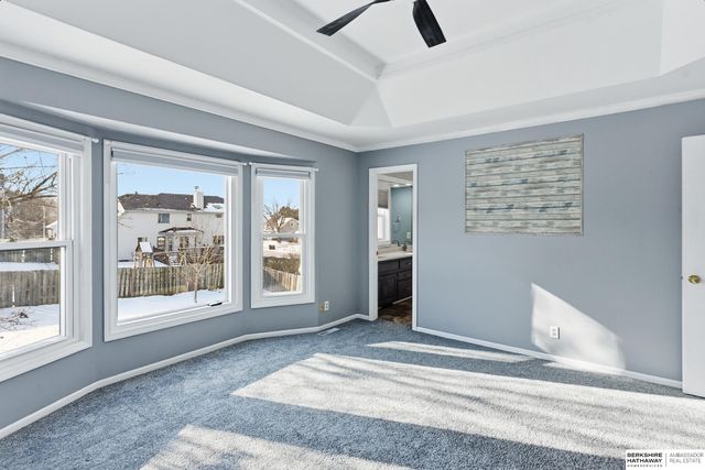 16123 Parker Street, Omaha, NE 68118