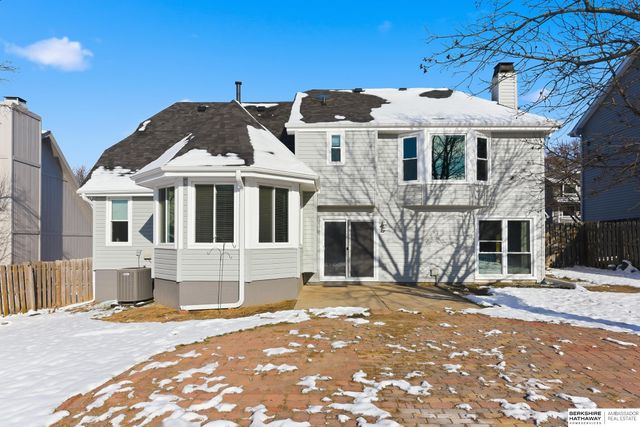 16123 Parker Street, Omaha, NE 68118