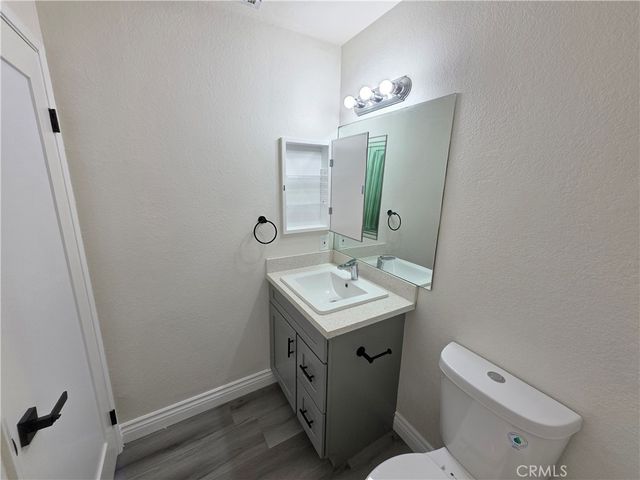 44036 25th W, Lancaster, CA 93536