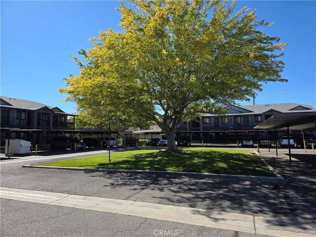 44036 25th W, Lancaster, CA 93536