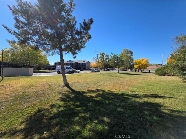 44036 25th W, Lancaster, CA 93536