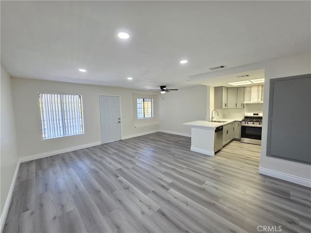 44036 25th W, Lancaster, CA 93536