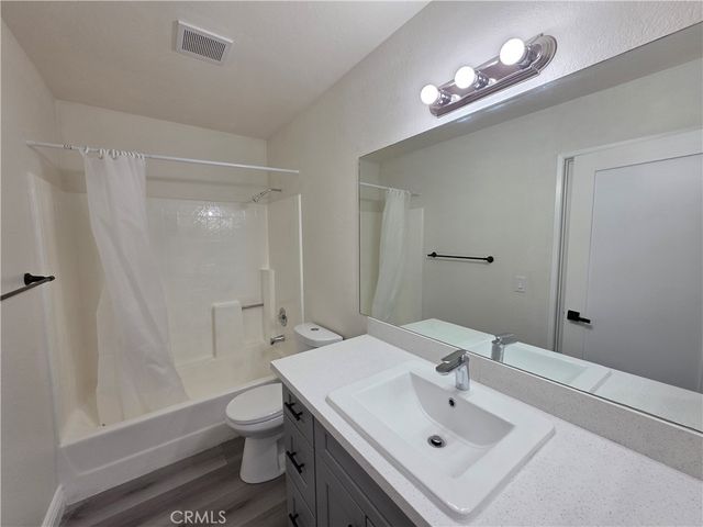 44036 25th W, Lancaster, CA 93536