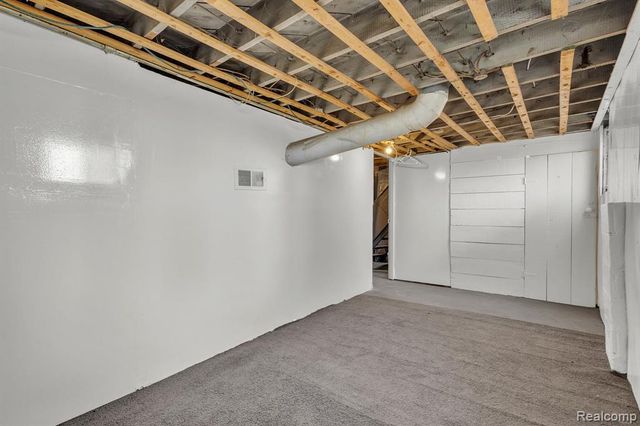 3945 Lenox Street, Detroit, MI 48215