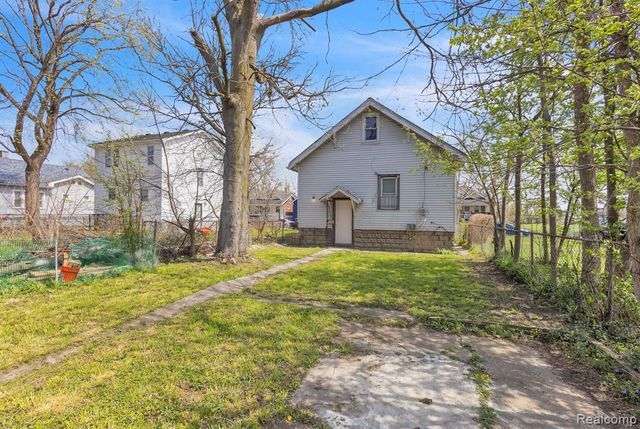 3945 Lenox Street, Detroit, MI 48215