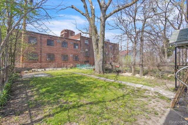 3945 Lenox Street, Detroit, MI 48215